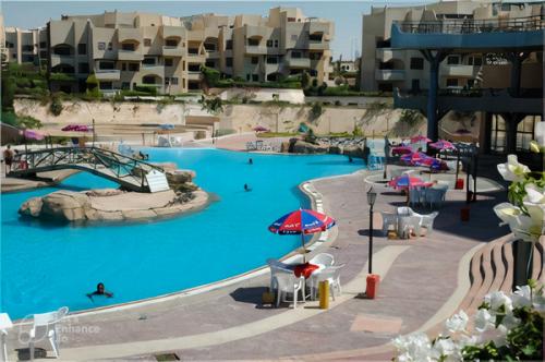 mena 2 - 5_auto_x2